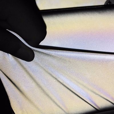 100% poliester z recyklingu szary materiał odblaskowy miękka czysta tkanina odblaskowa retro na odzież